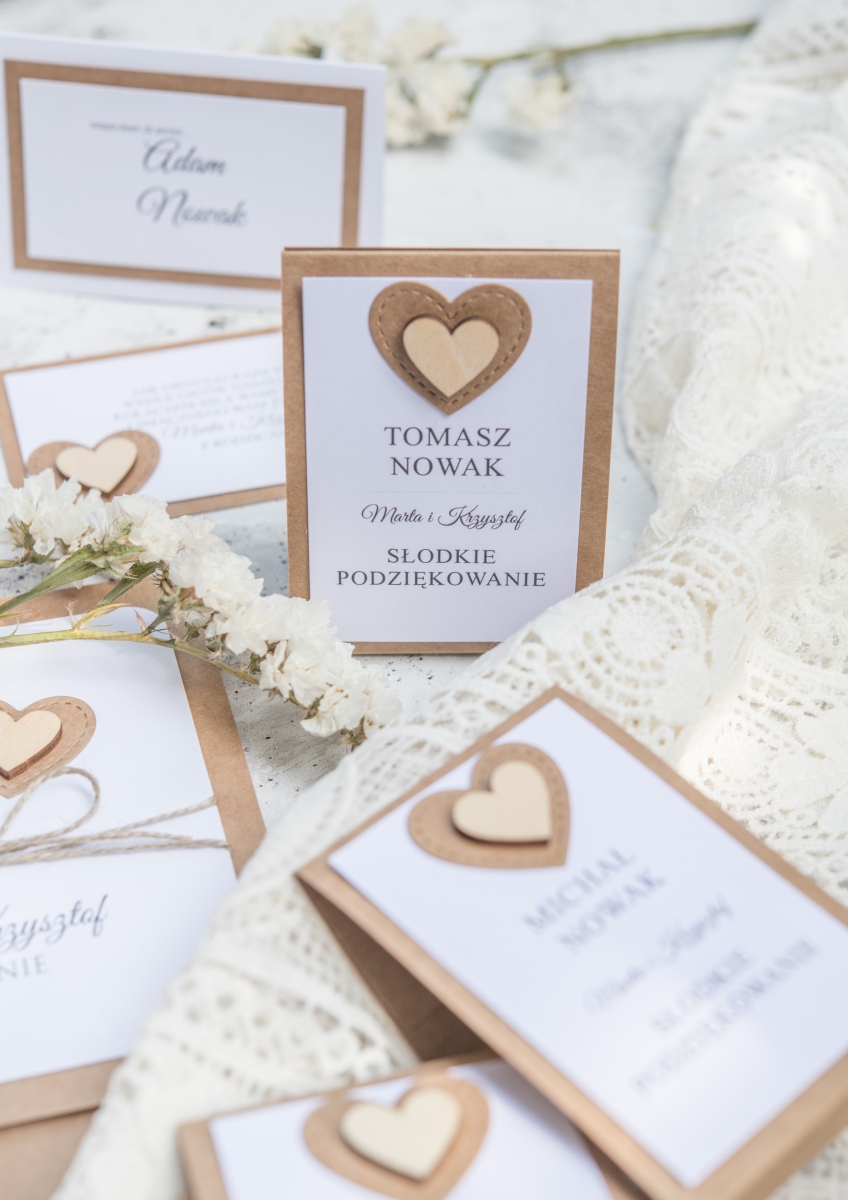 Kolekcja ślubna - słodkie podziękowanie z winietką z papieru EKO