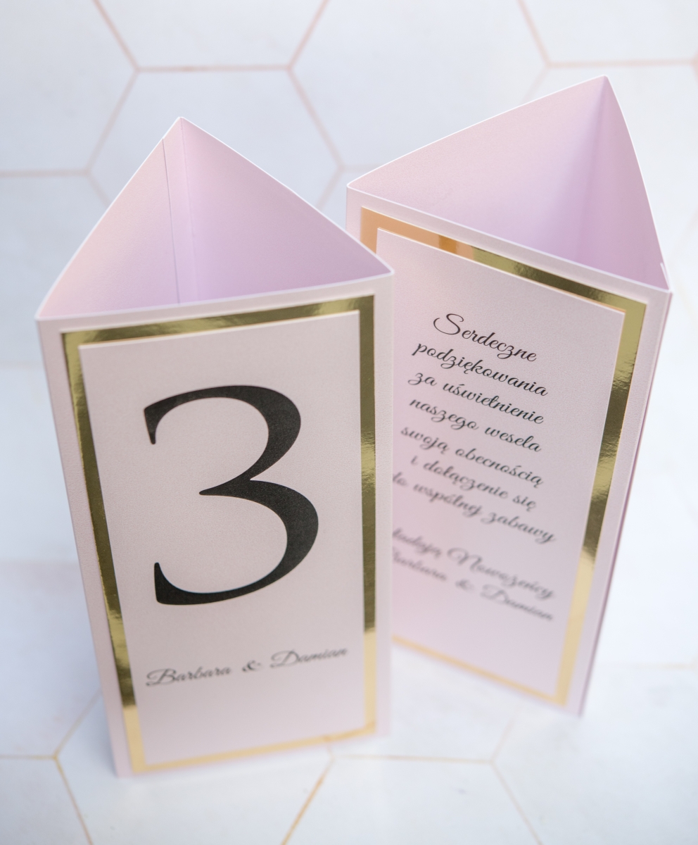 Kolekcja ślubna jasny róż ze złotem - numeracja stolika