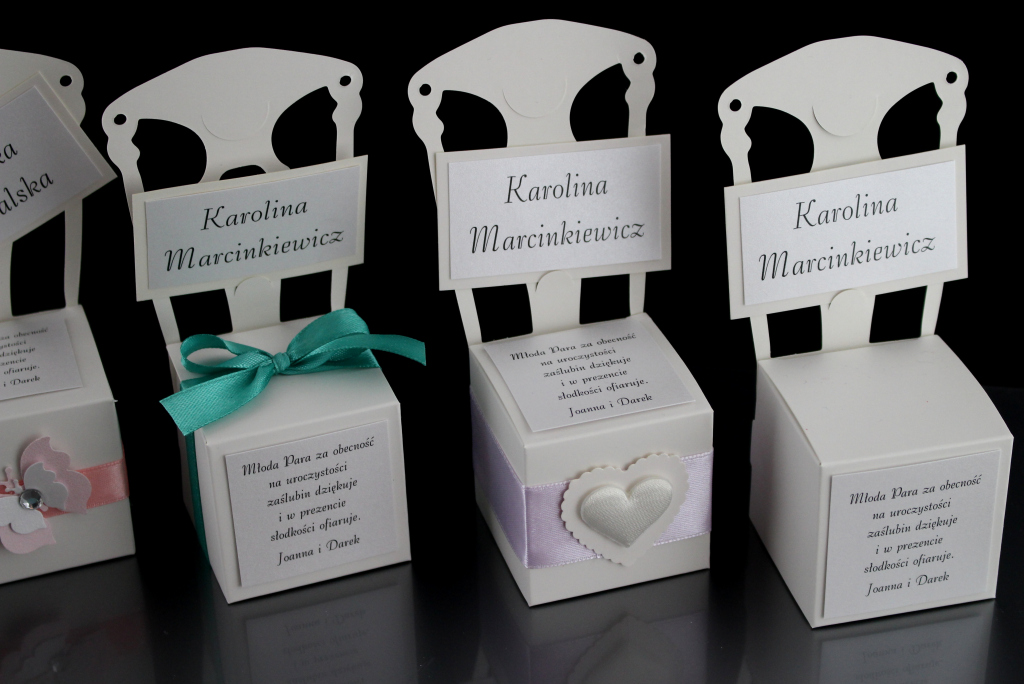 Winietka ślubna w formie krzesełka - przykładowa realizacja